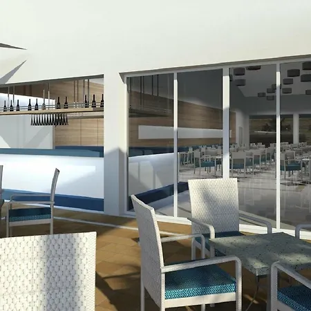 Globales Playa Hotel 4*