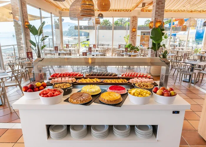 Globales Playa Hotel 4*